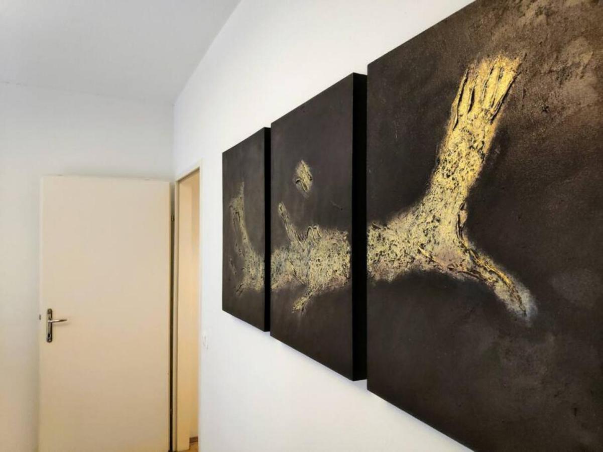 Nd Exquisites Wundervolles Ruhiges Terrassenapartment Mit Garage Vienna Luaran gambar