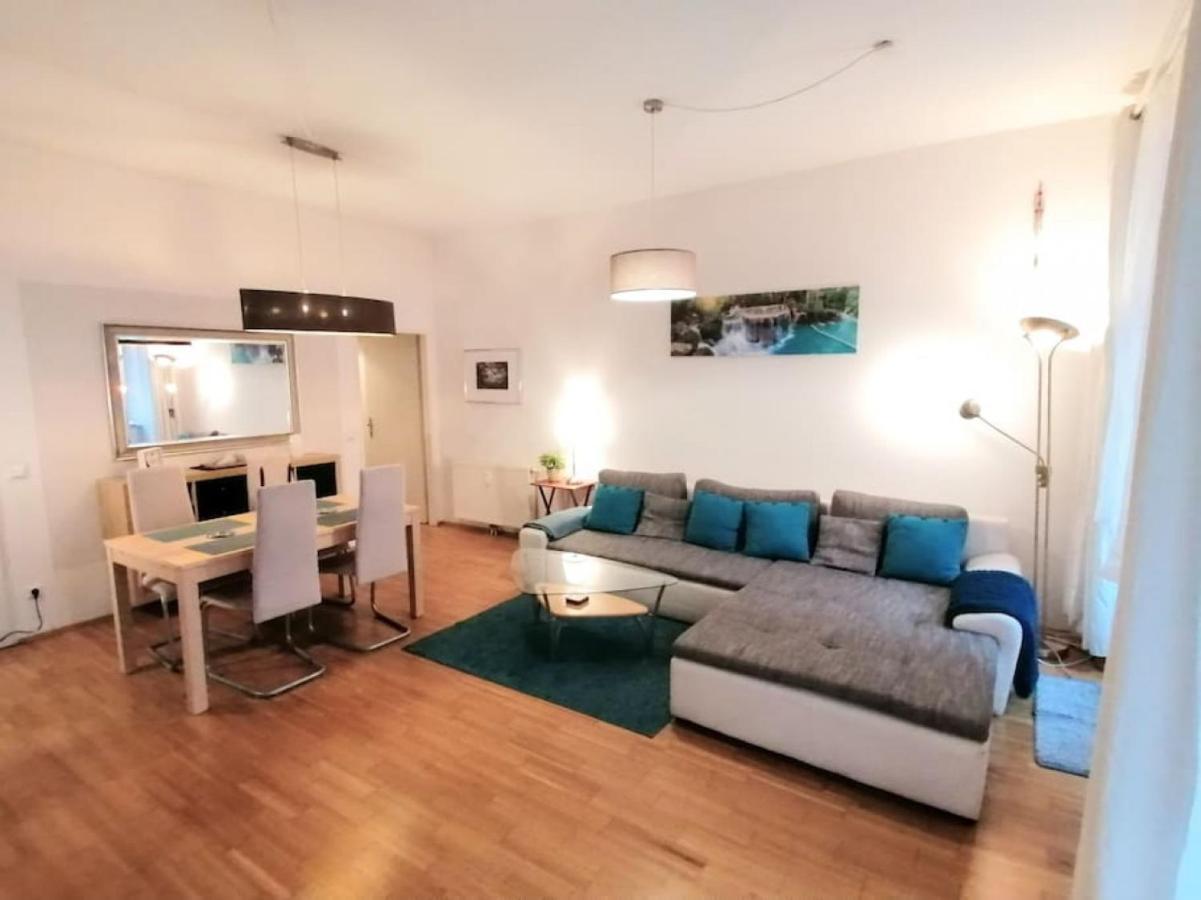 Nd Exquisites Wundervolles Ruhiges Terrassenapartment Mit Garage Vienna Luaran gambar