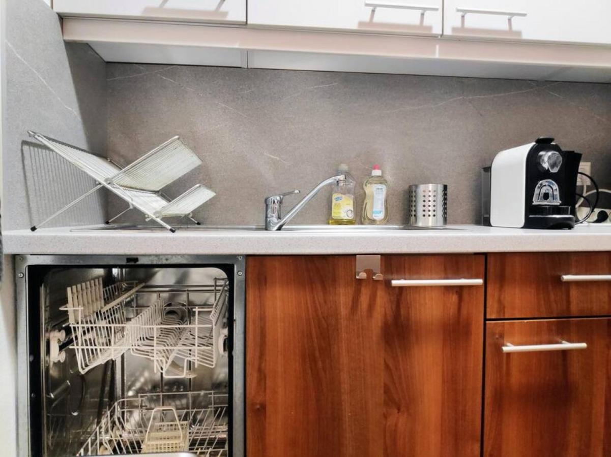 Nd Exquisites Wundervolles Ruhiges Terrassenapartment Mit Garage Vienna Luaran gambar
