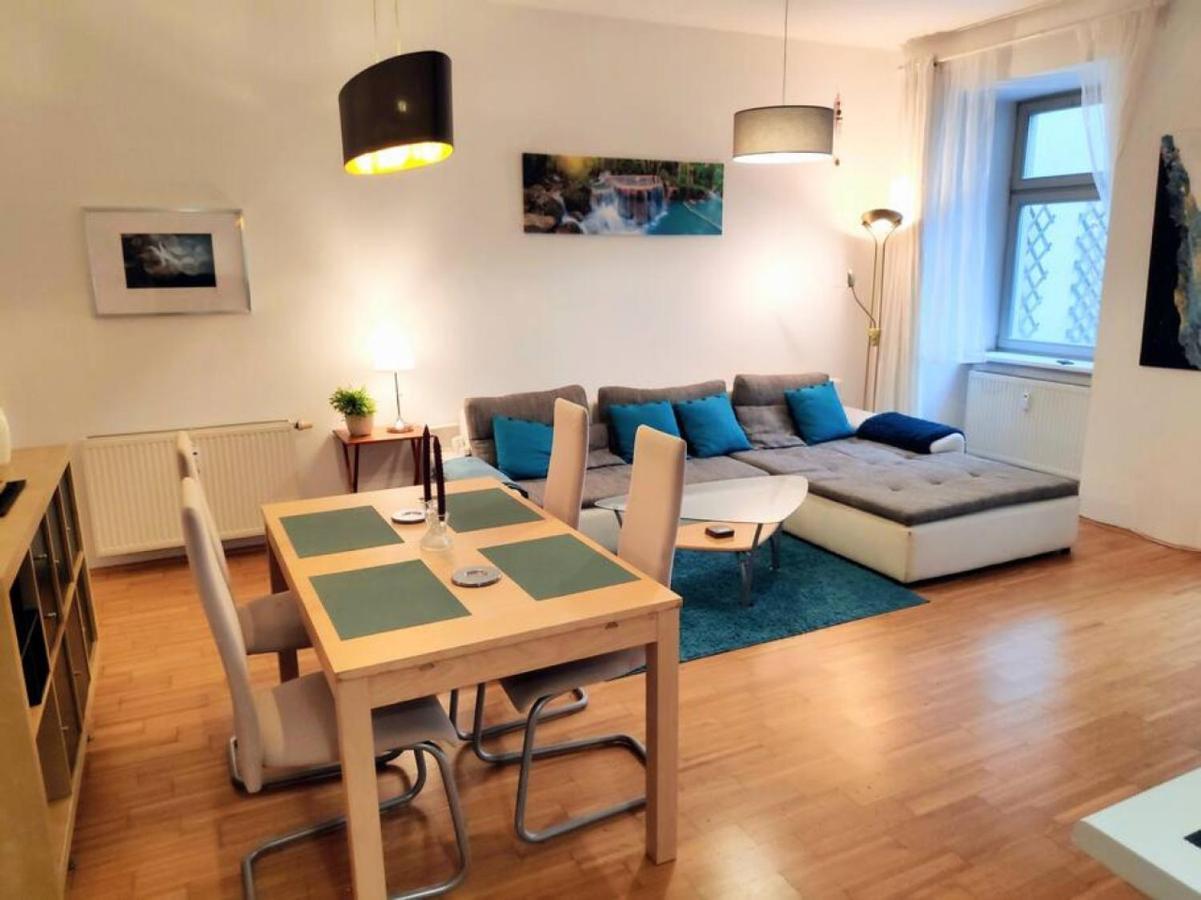 Nd Exquisites Wundervolles Ruhiges Terrassenapartment Mit Garage Vienna Luaran gambar