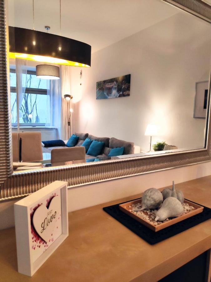 Nd Exquisites Wundervolles Ruhiges Terrassenapartment Mit Garage Vienna Luaran gambar