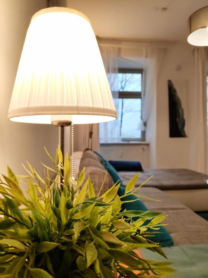 Nd Exquisites Wundervolles Ruhiges Terrassenapartment Mit Garage Vienna Luaran gambar